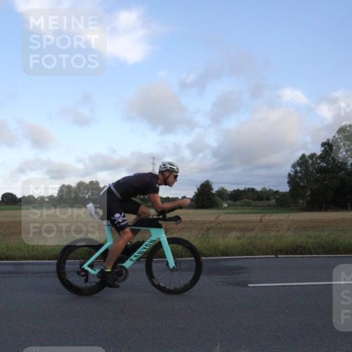 25.08.2024 - Elbe Triathlon Hamburg Fuchs,  Jonas http://msf.ph/oto/6828832 25.08.2024 08:55:18 Radfahren 157, 145, 168, 95, 179, 152, 160 meine-sportfotos.de