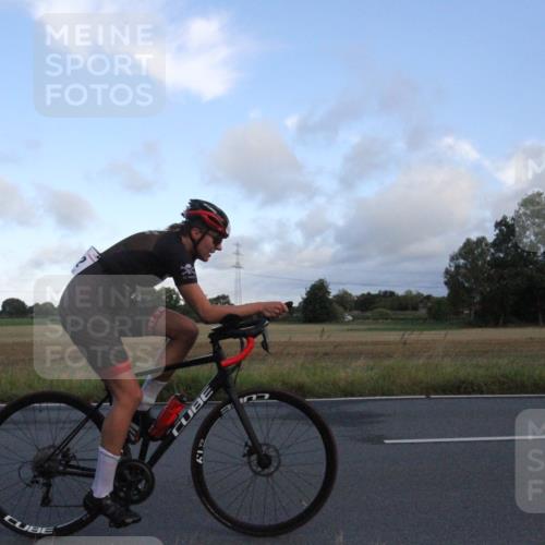 25.08.2024 - Elbe Triathlon Hamburg Fuchs,  Jonas http://msf.ph/oto/6828840 25.08.2024 08:55:22 Radfahren 145, 168, 95, 179, 152, 160 meine-sportfotos.de