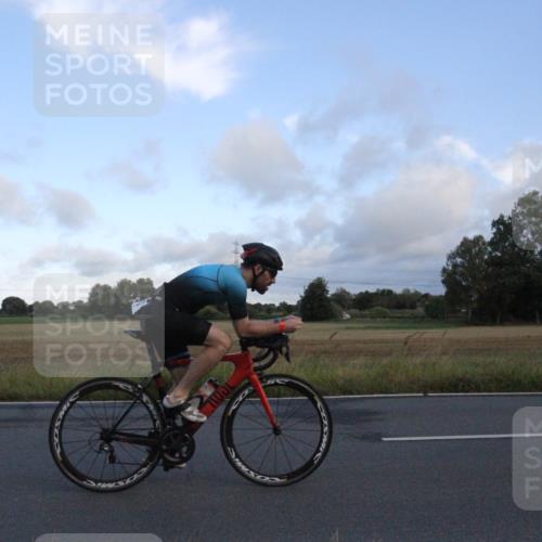 25.08.2024 - Elbe Triathlon Hamburg Fuchs,  Jonas http://msf.ph/oto/6828843 25.08.2024 08:55:22 Radfahren 145, 168, 95, 179, 152, 160 meine-sportfotos.de