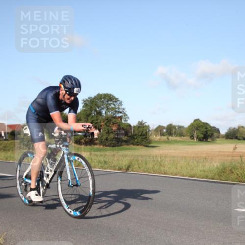 25.08.2024 - Elbe Triathlon Hamburg Fuchs,  Jonas http://msf.ph/oto/6828852 25.08.2024 09:35:23 Radfahren 440, 289, 433, 395, 298, 188 meine-sportfotos.de