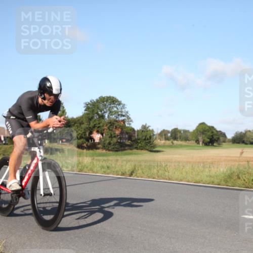 25.08.2024 - Elbe Triathlon Hamburg Fuchs,  Jonas http://msf.ph/oto/6828874 25.08.2024 09:35:31 Radfahren 188, 399, 197, 155 meine-sportfotos.de