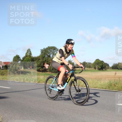 25.08.2024 - Elbe Triathlon Hamburg Fuchs,  Jonas http://msf.ph/oto/6828876 25.08.2024 09:35:37 Radfahren 155, 427 meine-sportfotos.de
