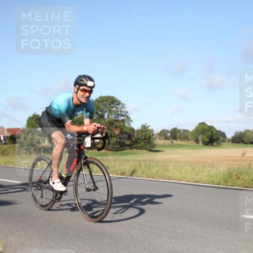 25.08.2024 - Elbe Triathlon Hamburg Fuchs,  Jonas http://msf.ph/oto/6828928 25.08.2024 09:36:33 Radfahren 119, 169, 308, 526, 190 meine-sportfotos.de