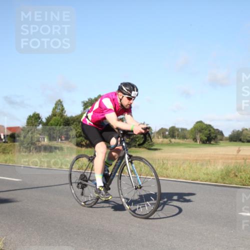 25.08.2024 - Elbe Triathlon Hamburg Fuchs,  Jonas http://msf.ph/oto/6828940 25.08.2024 09:36:46 Radfahren 281, 371, 430 meine-sportfotos.de