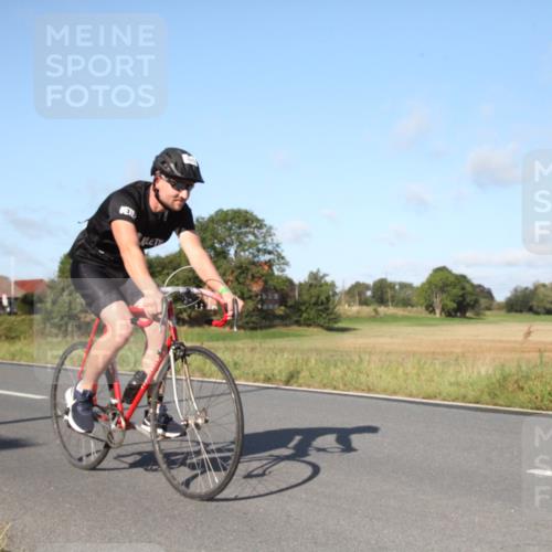 25.08.2024 - Elbe Triathlon Hamburg Fuchs,  Jonas http://msf.ph/oto/6828953 25.08.2024 09:36:56 Radfahren 430, 269, 246 meine-sportfotos.de