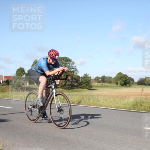 25.08.2024 - Elbe Triathlon Hamburg Fuchs,  Jonas http://msf.ph/oto/6828968 25.08.2024 09:37:14 Radfahren 322, 496, 198 meine-sportfotos.de