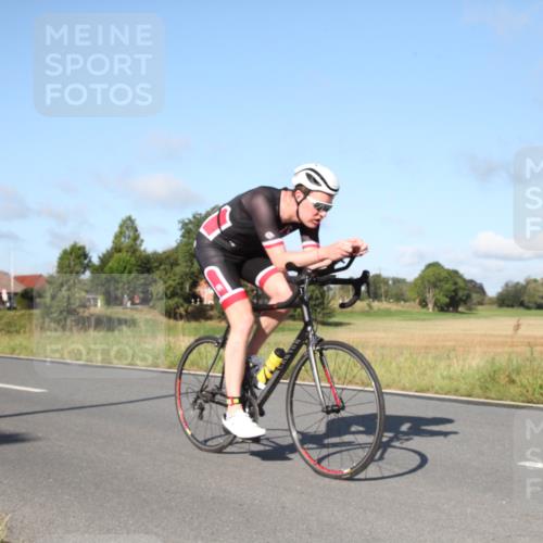 25.08.2024 - Elbe Triathlon Hamburg Fuchs,  Jonas http://msf.ph/oto/6829005 25.08.2024 09:38:04 Radfahren 62, 296, 489, 365, 369, 120 meine-sportfotos.de