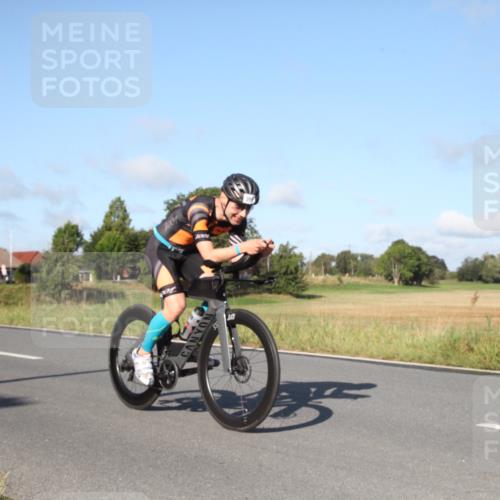 25.08.2024 - Elbe Triathlon Hamburg Fuchs,  Jonas http://msf.ph/oto/6829020 25.08.2024 09:38:09 Radfahren 62, 296, 489, 365, 369, 120 meine-sportfotos.de