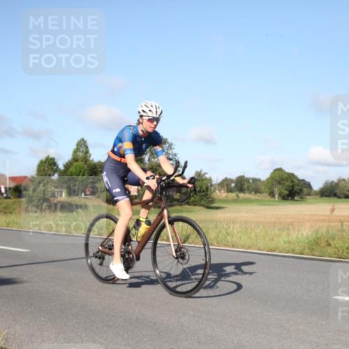 25.08.2024 - Elbe Triathlon Hamburg Fuchs,  Jonas http://msf.ph/oto/6829032 25.08.2024 09:38:19 Radfahren 479, 464, 309, 375 meine-sportfotos.de