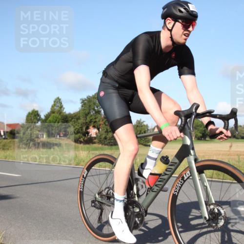 25.08.2024 - Elbe Triathlon Hamburg Fuchs,  Jonas http://msf.ph/oto/6829039 25.08.2024 09:38:26 Radfahren 309, 375, 349, 213 meine-sportfotos.de