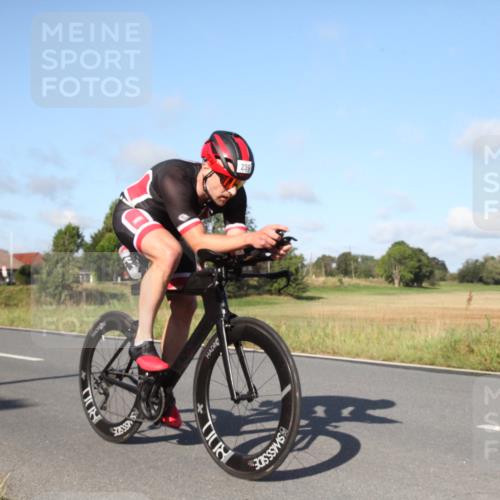25.08.2024 - Elbe Triathlon Hamburg Fuchs,  Jonas http://msf.ph/oto/6829048 25.08.2024 09:38:35 Radfahren 239, 310, 342 meine-sportfotos.de