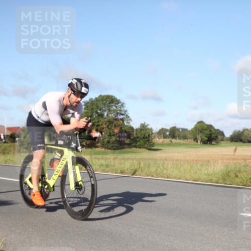25.08.2024 - Elbe Triathlon Hamburg Fuchs,  Jonas http://msf.ph/oto/6829062 25.08.2024 09:38:43 Radfahren 342, 404, 280, 224, 167 meine-sportfotos.de