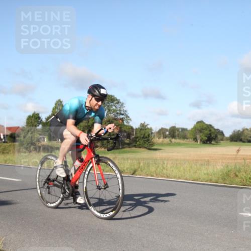 25.08.2024 - Elbe Triathlon Hamburg Fuchs,  Jonas http://msf.ph/oto/6829094 25.08.2024 09:38:54 Radfahren 465, 426, 160, 328, 354, 419 meine-sportfotos.de