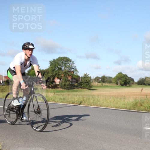 25.08.2024 - Elbe Triathlon Hamburg Fuchs,  Jonas http://msf.ph/oto/6829096 25.08.2024 09:38:58 Radfahren 465, 426, 160, 328, 354, 419 meine-sportfotos.de