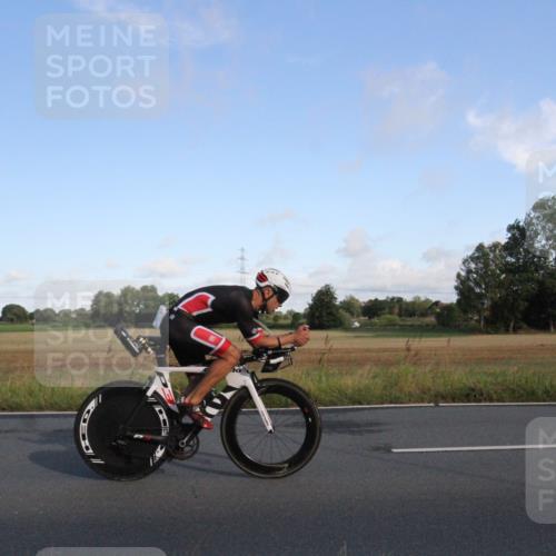 25.08.2024 - Elbe Triathlon Hamburg Fuchs,  Jonas http://msf.ph/oto/6829110 25.08.2024 09:01:44 Radfahren 67, 66, 59 meine-sportfotos.de