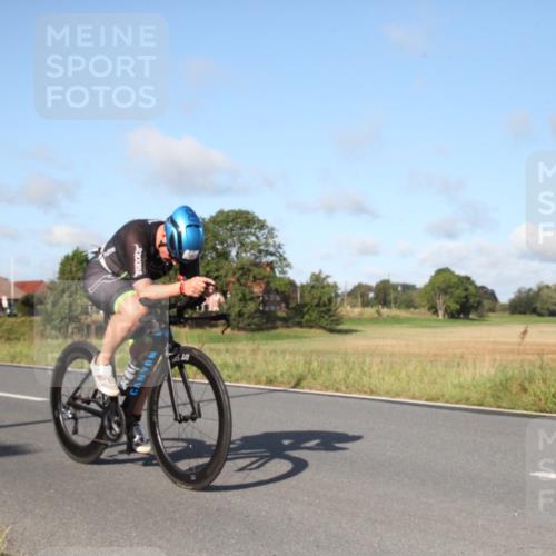 25.08.2024 - Elbe Triathlon Hamburg Fuchs,  Jonas http://msf.ph/oto/6829111 25.08.2024 09:39:08 Radfahren 186, 142, 506, 226, 278 meine-sportfotos.de