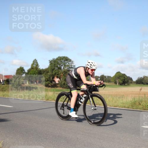 25.08.2024 - Elbe Triathlon Hamburg Fuchs,  Jonas http://msf.ph/oto/6829128 25.08.2024 09:39:18 Radfahren 278, 300, 553, 153, 534, 248, 267, 347 meine-sportfotos.de