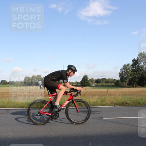 25.08.2024 - Elbe Triathlon Hamburg Fuchs,  Jonas http://msf.ph/oto/6829173 25.08.2024 09:04:05 Radfahren 93, 53, 128, 106 meine-sportfotos.de