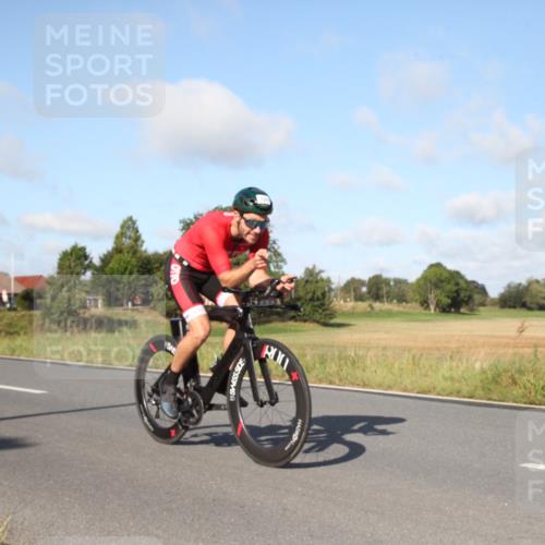 25.08.2024 - Elbe Triathlon Hamburg Fuchs,  Jonas http://msf.ph/oto/6829203 25.08.2024 09:40:01 Radfahren 451, 284, 363, 161, 408, 174 meine-sportfotos.de