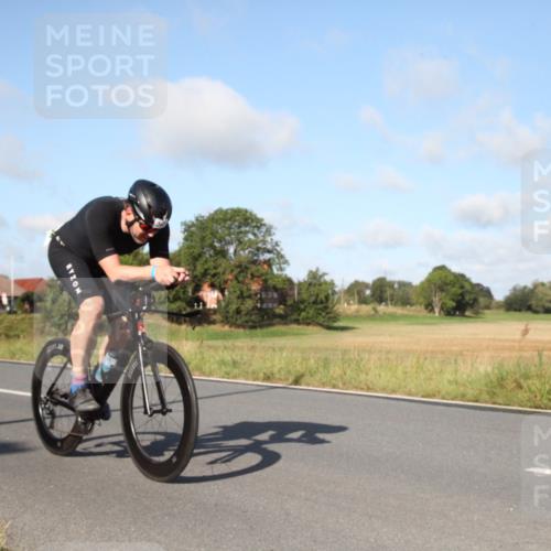 25.08.2024 - Elbe Triathlon Hamburg Fuchs,  Jonas http://msf.ph/oto/6829206 25.08.2024 09:40:02 Radfahren 451, 284, 363, 161, 408, 174 meine-sportfotos.de
