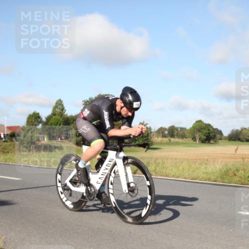 25.08.2024 - Elbe Triathlon Hamburg Fuchs,  Jonas http://msf.ph/oto/6829234 25.08.2024 09:40:32 Radfahren 194, 452, 205 meine-sportfotos.de