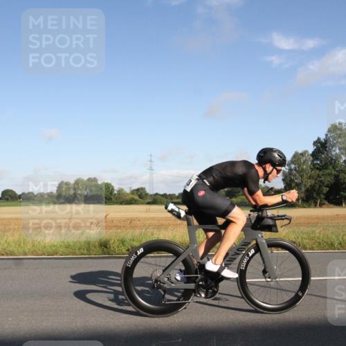 25.08.2024 - Elbe Triathlon Hamburg Fuchs,  Jonas http://msf.ph/oto/6829256 25.08.2024 09:07:07 Radfahren 262, 313, 245 meine-sportfotos.de