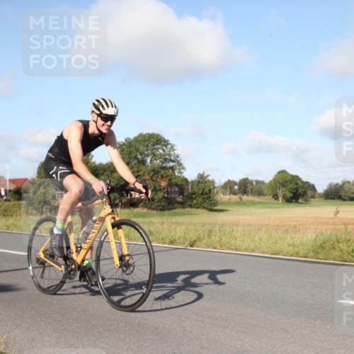 25.08.2024 - Elbe Triathlon Hamburg Fuchs,  Jonas http://msf.ph/oto/6829265 25.08.2024 09:40:53 Radfahren 238, 128, 252, 230, 318, 217 meine-sportfotos.de