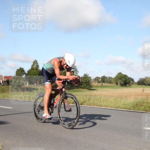 25.08.2024 - Elbe Triathlon Hamburg Fuchs,  Jonas http://msf.ph/oto/6829288 25.08.2024 09:41:08 Radfahren 303, 244, 443, 548, 207, 110, 236, 163 meine-sportfotos.de