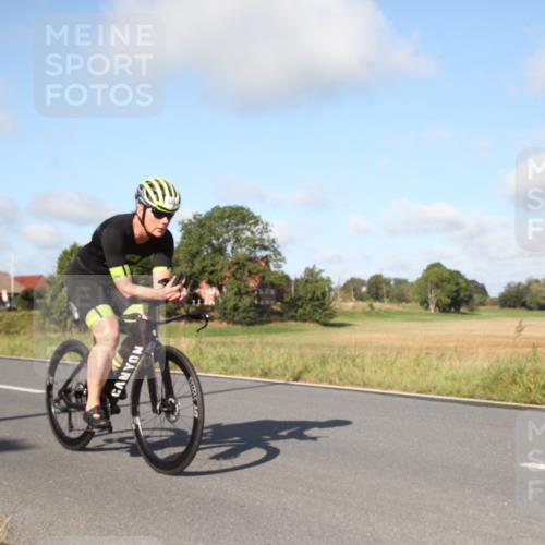 25.08.2024 - Elbe Triathlon Hamburg Fuchs,  Jonas http://msf.ph/oto/6829291 25.08.2024 09:41:12 Radfahren 443, 548, 207, 110, 236, 163, 193, 180, 185 meine-sportfotos.de