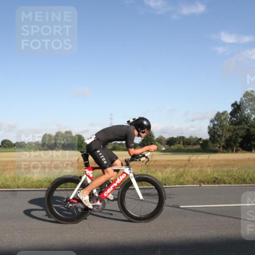 25.08.2024 - Elbe Triathlon Hamburg Fuchs,  Jonas http://msf.ph/oto/6829306 25.08.2024 09:07:51 Radfahren 39, 89, 188, 197, 81, 294, 92 meine-sportfotos.de