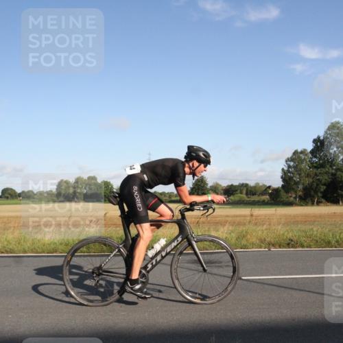 25.08.2024 - Elbe Triathlon Hamburg Fuchs,  Jonas http://msf.ph/oto/6829313 25.08.2024 09:07:55 Radfahren 197, 81, 294, 92, 169 meine-sportfotos.de