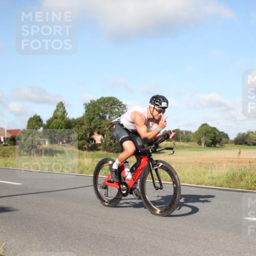 25.08.2024 - Elbe Triathlon Hamburg Fuchs,  Jonas http://msf.ph/oto/6829332 25.08.2024 09:41:31 Radfahren 470, 368, 370, 222, 202, 387, 121 meine-sportfotos.de