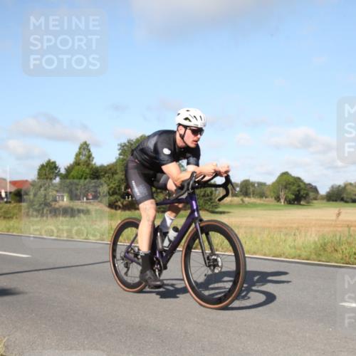 25.08.2024 - Elbe Triathlon Hamburg Fuchs,  Jonas http://msf.ph/oto/6829360 25.08.2024 09:41:52 Radfahren 220, 409, 484, 508 meine-sportfotos.de