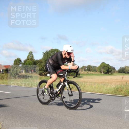 25.08.2024 - Elbe Triathlon Hamburg Fuchs,  Jonas http://msf.ph/oto/6829362 25.08.2024 09:41:55 Radfahren 220, 409, 484, 508, 434 meine-sportfotos.de
