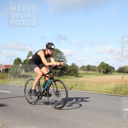 25.08.2024 - Elbe Triathlon Hamburg Fuchs,  Jonas http://msf.ph/oto/6829367 25.08.2024 09:41:57 Radfahren 220, 409, 484, 508, 434, 544 meine-sportfotos.de