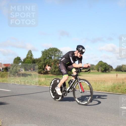 25.08.2024 - Elbe Triathlon Hamburg Fuchs,  Jonas http://msf.ph/oto/6829397 25.08.2024 09:42:16 Radfahren 262, 358, 485, 398, 515, 166 meine-sportfotos.de