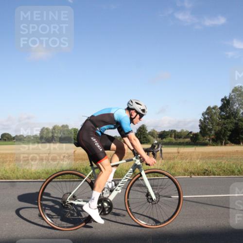 25.08.2024 - Elbe Triathlon Hamburg Fuchs,  Jonas http://msf.ph/oto/6829404 25.08.2024 09:08:52 Radfahren 211, 205, 266, 179, 208, 110, 283 meine-sportfotos.de