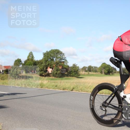 25.08.2024 - Elbe Triathlon Hamburg Fuchs,  Jonas http://msf.ph/oto/6829427 25.08.2024 09:42:33 Radfahren 285, 235, 372, 378, 215, 157, 525 meine-sportfotos.de