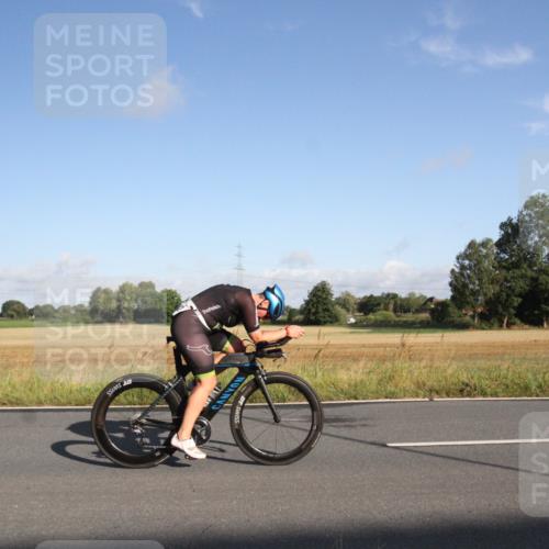 25.08.2024 - Elbe Triathlon Hamburg Fuchs,  Jonas http://msf.ph/oto/6829448 25.08.2024 09:09:15 Radfahren 161, 105, 142, 261, 121 meine-sportfotos.de