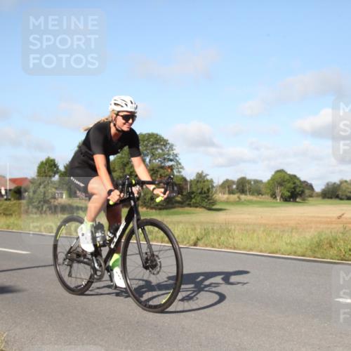 25.08.2024 - Elbe Triathlon Hamburg Fuchs,  Jonas http://msf.ph/oto/6829475 25.08.2024 09:43:07 Radfahren 134, 468, 376 meine-sportfotos.de