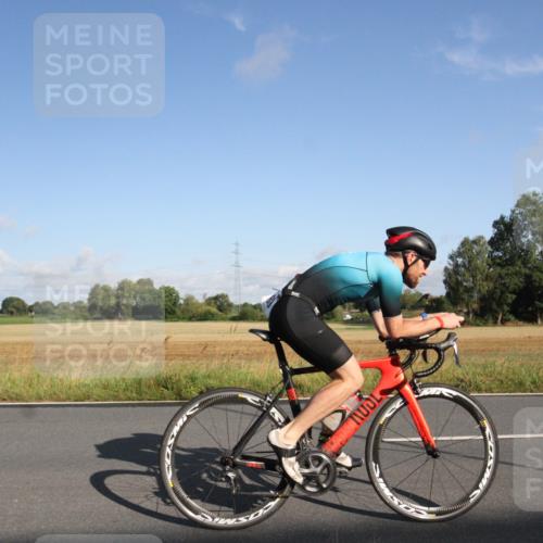 25.08.2024 - Elbe Triathlon Hamburg Fuchs,  Jonas http://msf.ph/oto/6829480 25.08.2024 09:09:42 Radfahren 160, 285, 237 meine-sportfotos.de