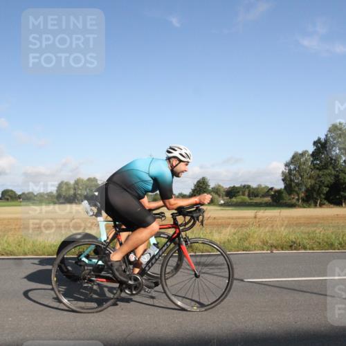 25.08.2024 - Elbe Triathlon Hamburg Fuchs,  Jonas http://msf.ph/oto/6829504 25.08.2024 09:10:06 Radfahren 76, 202, 95, 166, 64, 248, 60 meine-sportfotos.de