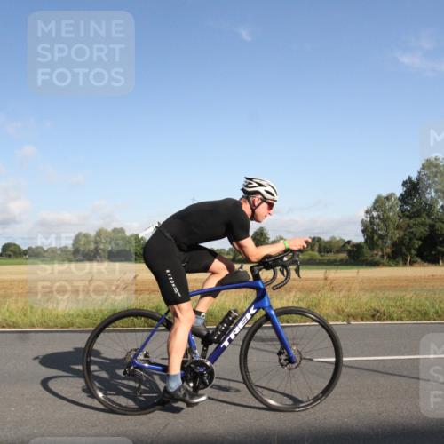 25.08.2024 - Elbe Triathlon Hamburg Fuchs,  Jonas http://msf.ph/oto/6829523 25.08.2024 09:10:24 Radfahren 35, 158, 258, 86 meine-sportfotos.de