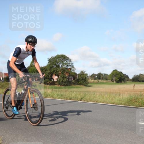 25.08.2024 - Elbe Triathlon Hamburg Fuchs,  Jonas http://msf.ph/oto/6829547 25.08.2024 09:43:56 Radfahren 362, 270, 341, 251 meine-sportfotos.de