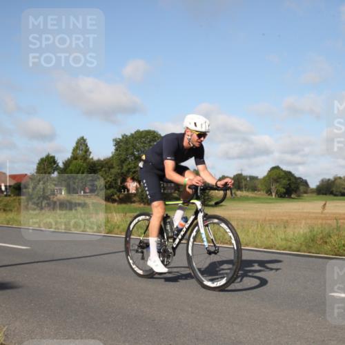 25.08.2024 - Elbe Triathlon Hamburg Fuchs,  Jonas http://msf.ph/oto/6829573 25.08.2024 09:44:25 Radfahren 249, 396, 242, 231, 384, 290 meine-sportfotos.de