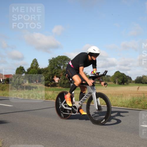 25.08.2024 - Elbe Triathlon Hamburg Fuchs,  Jonas http://msf.ph/oto/6829578 25.08.2024 09:44:26 Radfahren 249, 396, 242, 231, 384, 290, 276, 257 meine-sportfotos.de