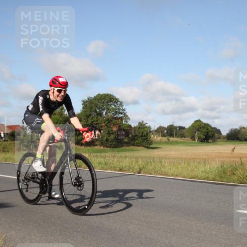 25.08.2024 - Elbe Triathlon Hamburg Fuchs,  Jonas http://msf.ph/oto/6829590 25.08.2024 09:44:31 Radfahren 396, 242, 231, 384, 290, 276, 257 meine-sportfotos.de