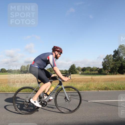 25.08.2024 - Elbe Triathlon Hamburg Fuchs,  Jonas http://msf.ph/oto/6829619 25.08.2024 09:11:45 Radfahren 87, 52, 157, 252, 168, 235 meine-sportfotos.de