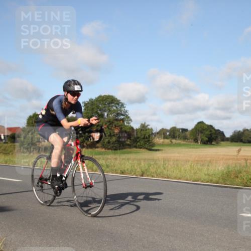 25.08.2024 - Elbe Triathlon Hamburg Fuchs,  Jonas http://msf.ph/oto/6829636 25.08.2024 09:45:04 Radfahren 512, 406, 462, 438, 152 meine-sportfotos.de