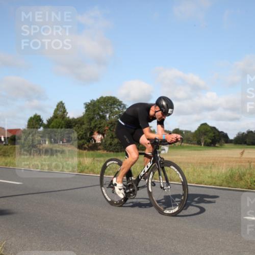 25.08.2024 - Elbe Triathlon Hamburg Fuchs,  Jonas http://msf.ph/oto/6829669 25.08.2024 09:45:21 Radfahren 385, 407, 345, 475, 305, 495, 355, 401, 131 meine-sportfotos.de